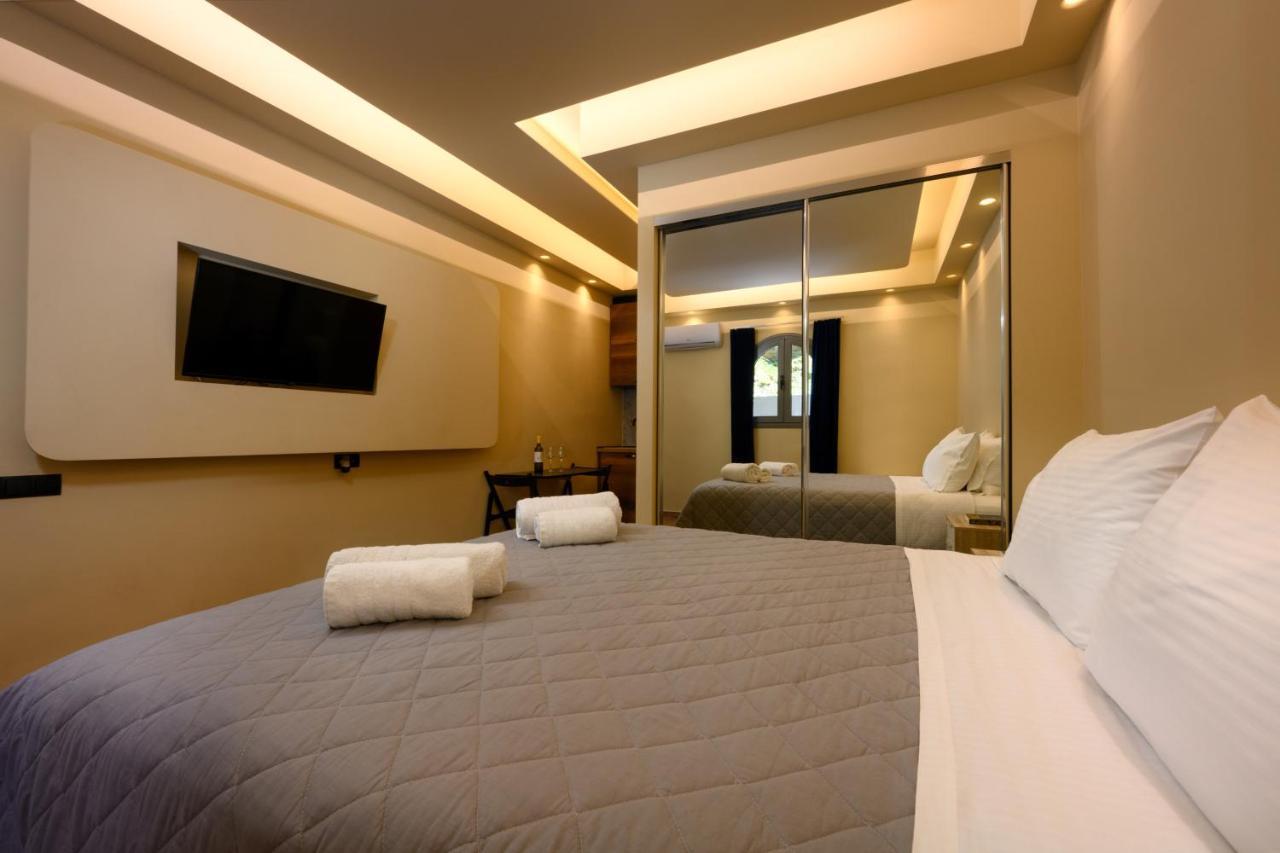 Seven Keys Luxury Suites Achílleion Exterior foto